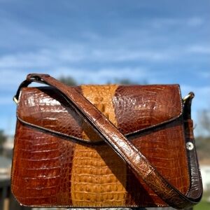 Elegant Brown Leather Women's Bag